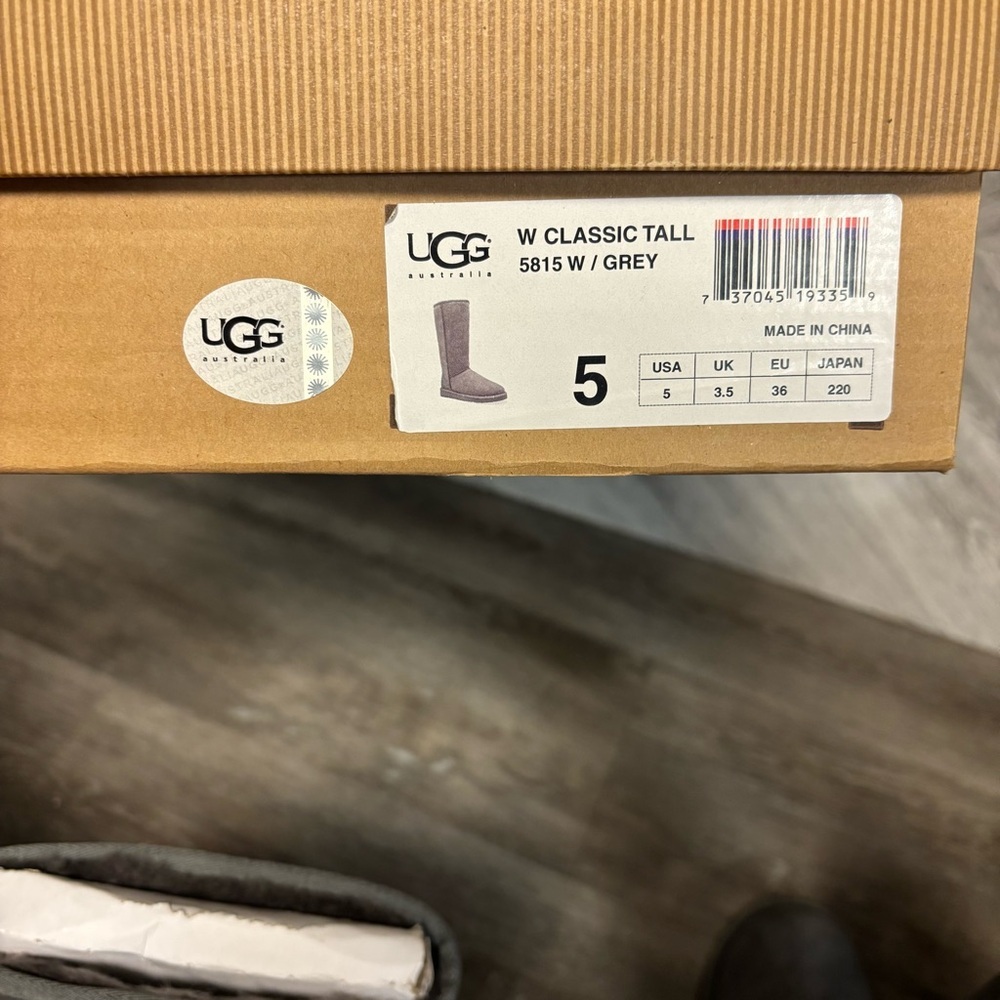 UGG Australia | Classic Tall Boots In Grey Size 5 NEW - Picture 7 of 10